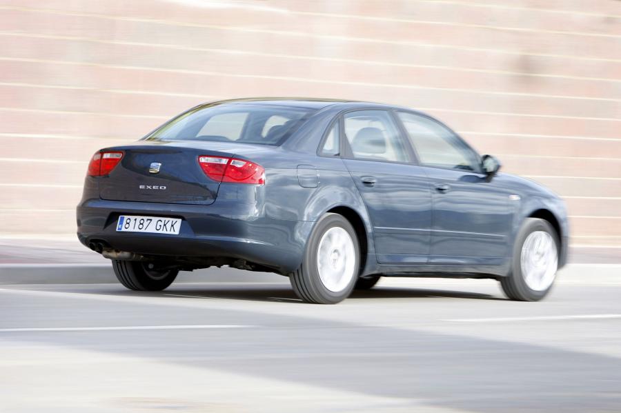  Seat Exeo 2009 года  (фото 131 из 180)